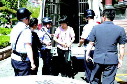 精老赖不还钱见直播立马出戏 被执行人纷纷配合