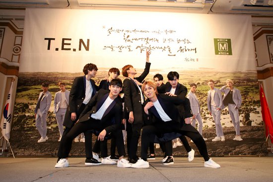 中韩男团T.E.N强势出击 十人十色各显魅力大有不同