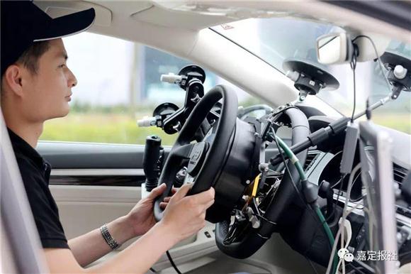 �����������Ϻ����Ͻ��ˣ�˾��˵������ȫ�̷���